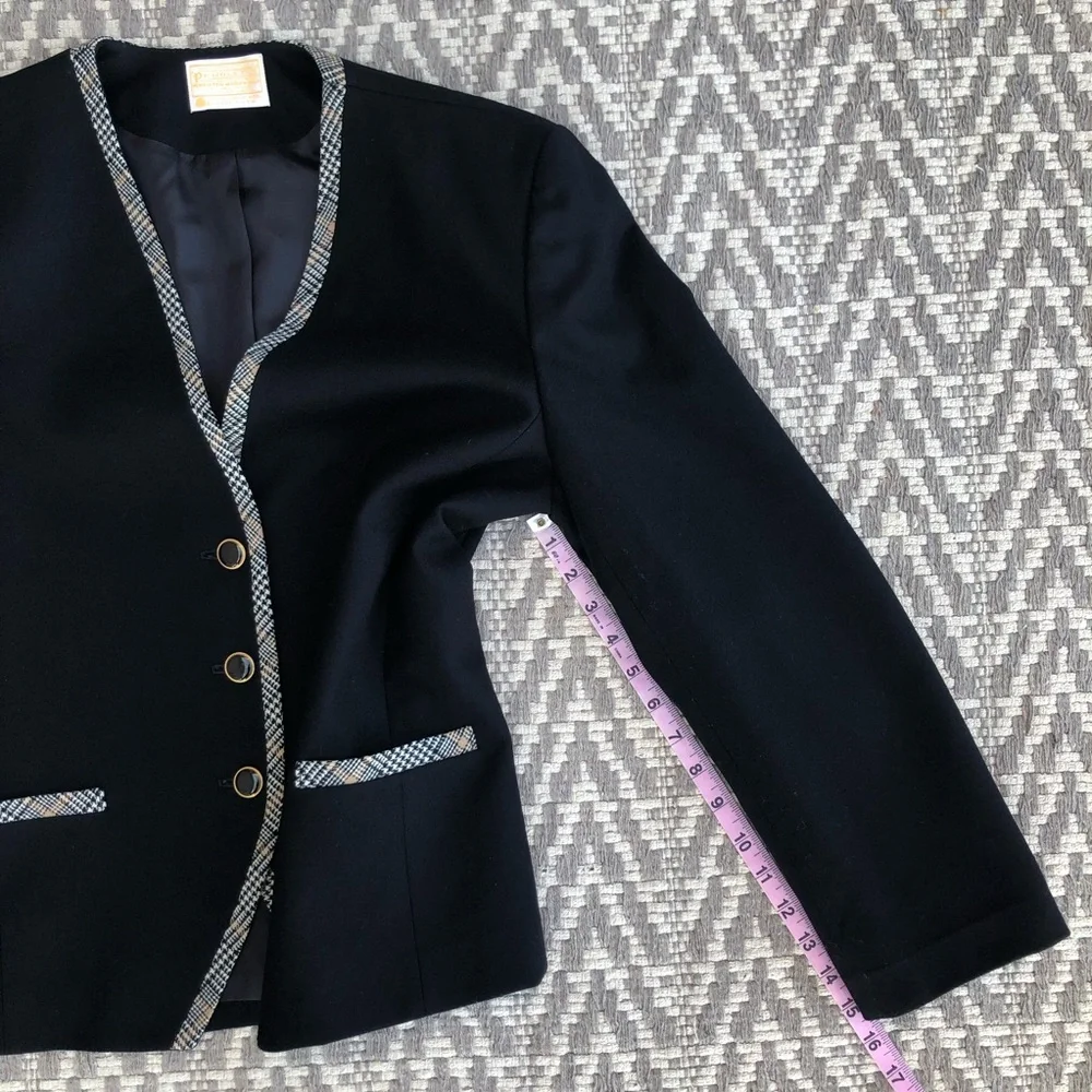 Pendleton three button front pure virgin wool blazer size 14